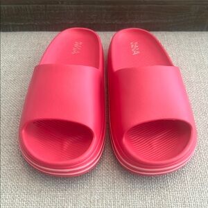 MIA Porsha pink slides, size 8.